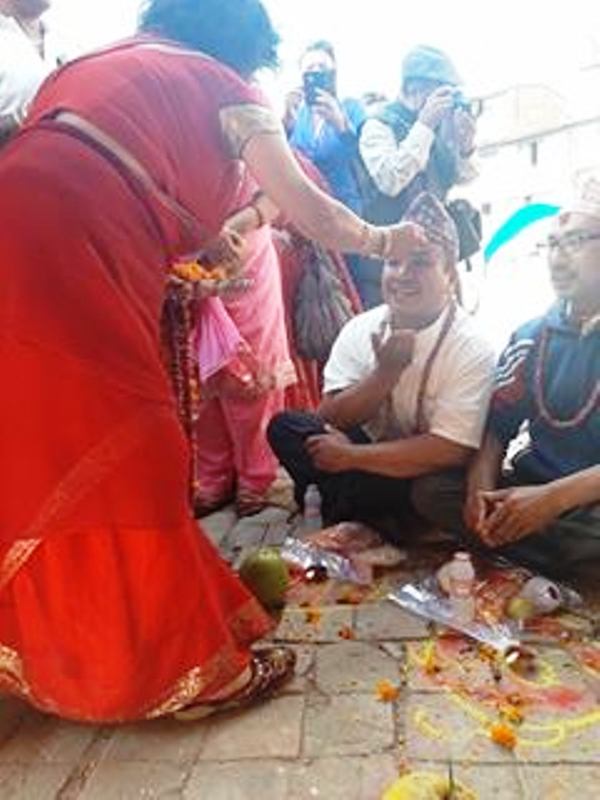 Anjali Didi worshiped Bhaiteeka