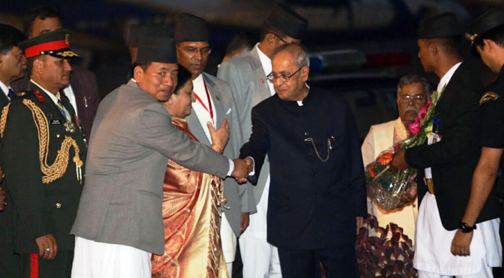 Please Photo click-where cameraman ? Mr. Nanda Bahadur Pu (Deputy President of Nepal) with Mr Pranab Mukharjee ( President of India)