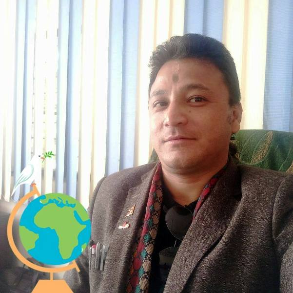 फेसन व्यवसायी विष्णु पुरुष